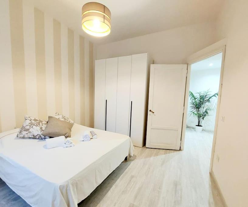 Bbhome Stylish Gold Apartment Near Trastevere Station Rome Exterior photo
